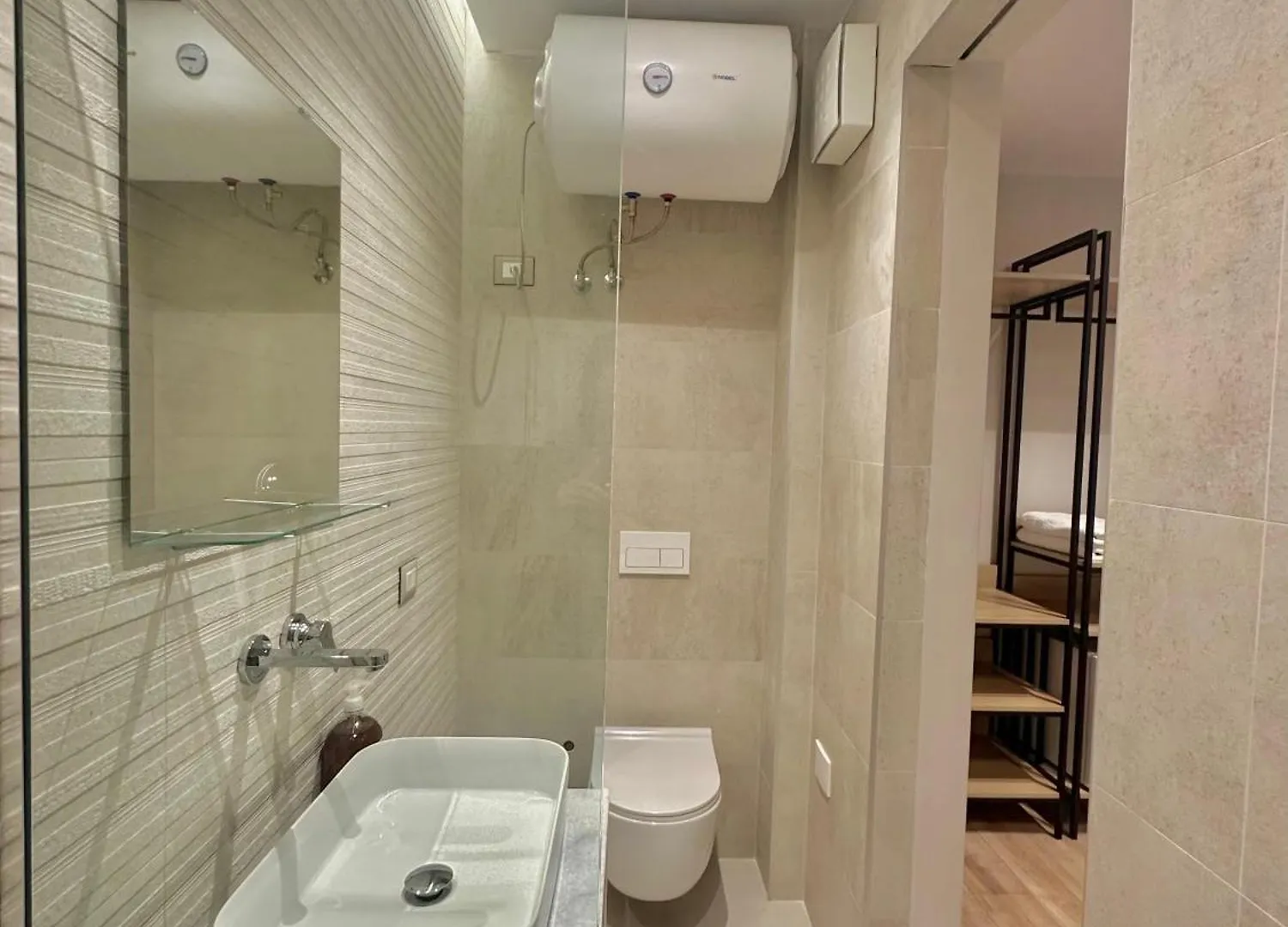 Blloku Area Studio Apartment Tirana 0*,  Albanië