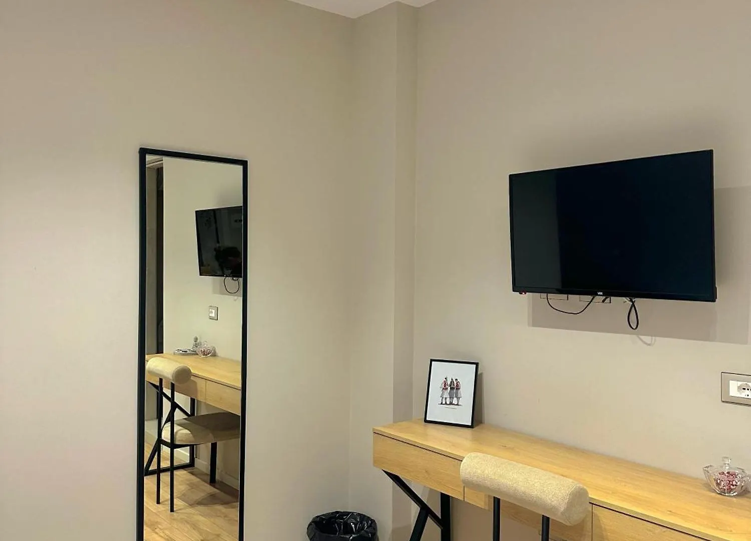 Blloku Area Studio Apartment Tirana